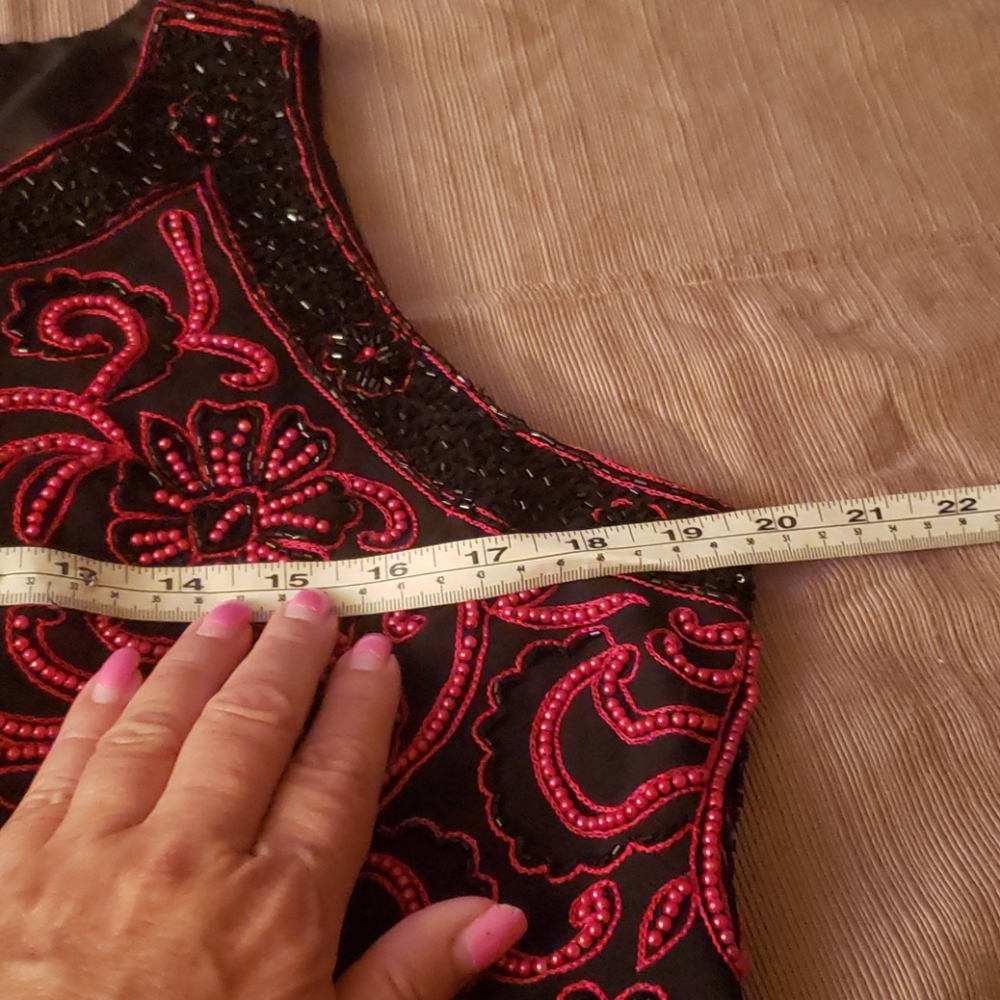 Beaded elegant JKARA New York top - Picture 13 of 14